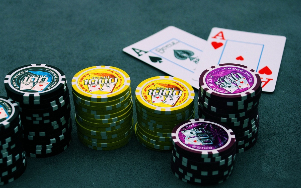 POP Slots کھلاڑیوں کے لیے لائیو کیسینو سیکشن
